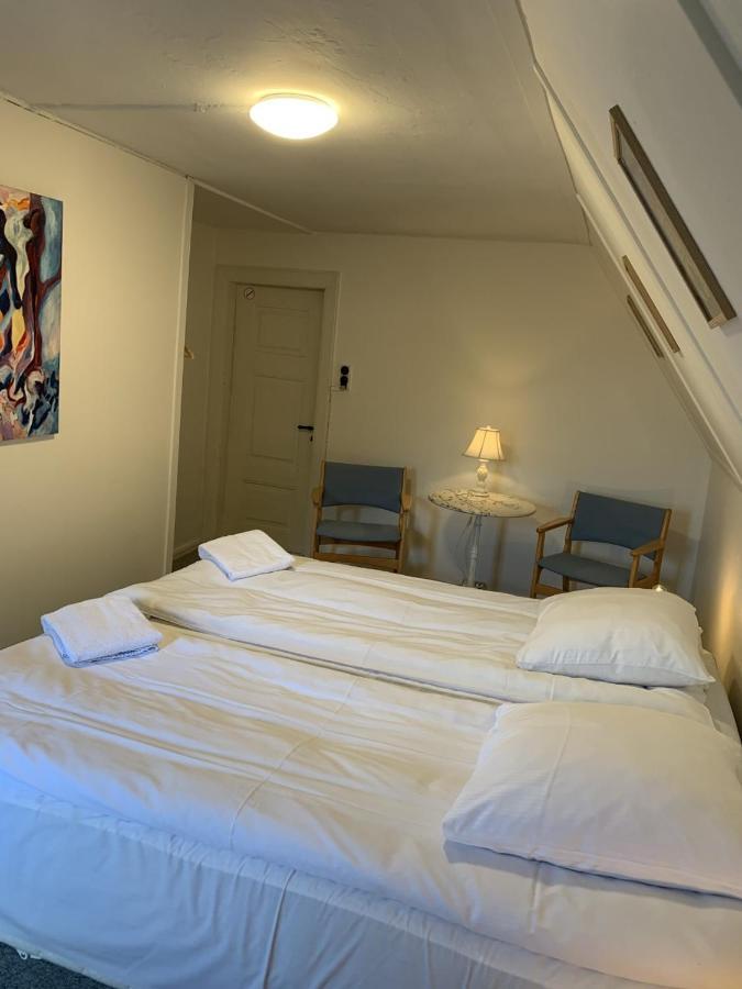Bed and Breakfast Den Gamle Arrest à Ribe Extérieur photo