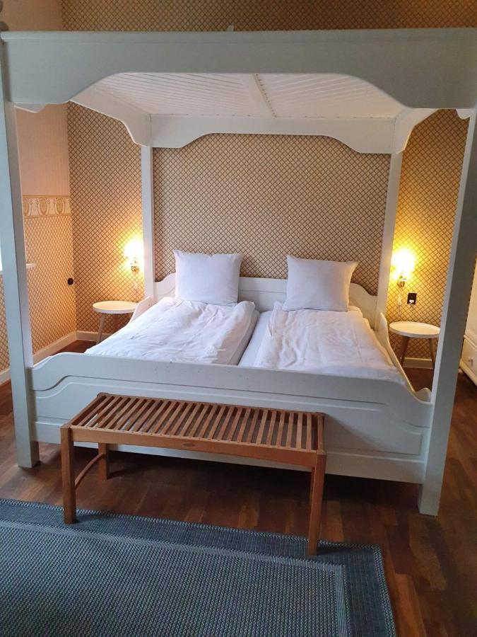 Bed and Breakfast Den Gamle Arrest à Ribe Extérieur photo