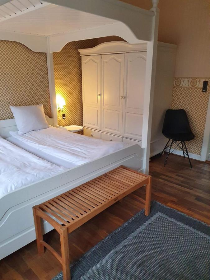 Bed and Breakfast Den Gamle Arrest à Ribe Extérieur photo